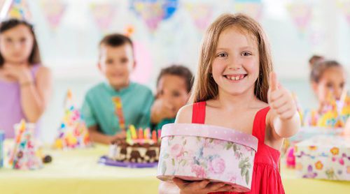 El riesgo de la excesiva estimulación de los niños con regalos