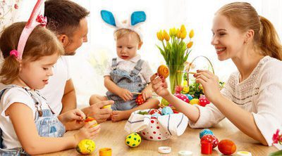 Cómo pintar huevos de Pascua con los niños