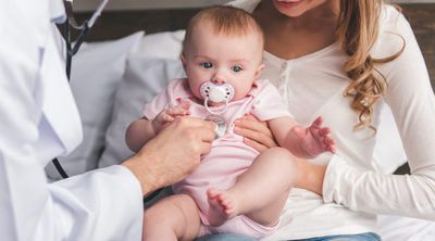 Cómo curar el estreñimiento en el bebé