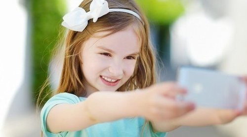 5 razones por las que NO debes regalar un smartphone a tu hijo