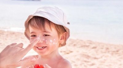 Protege a tus hijos del sol y de las quemaduras