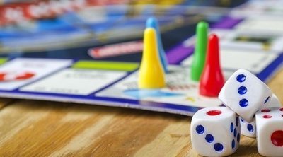 Por qué tienes que jugar a juegos de mesa con tus hijos