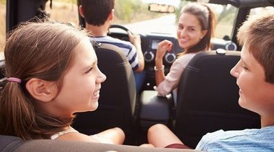 Cómo evitar el mareo de los niños al viajar
