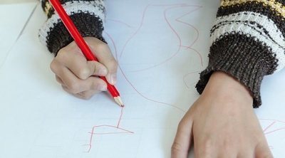 Cómo establecer normas a los niños hiperactivos
