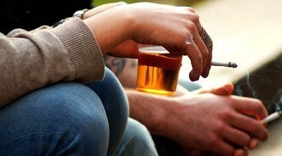 Cómo evitar que tu hijo se convierta en fumador