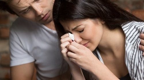 Cómo consolar a los padres después de la pérdida de su hijo