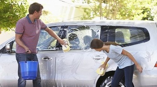 Consigue que tus hijos adolescentes hagan las tareas domésticas sin quejarse