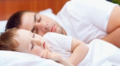 Alimentos que ayudan a los niños a dormir mejor