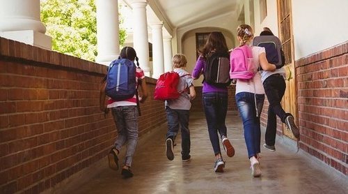Cómo mejorar el mal comportamiento escolar de tu hijo