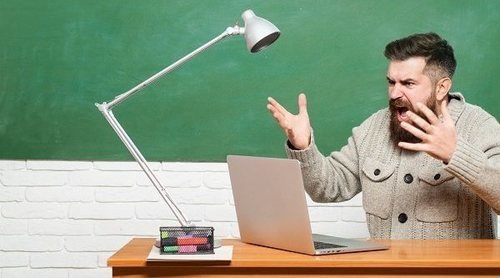 El profesor acosa a tu hijo; ¿cómo debes actuar?