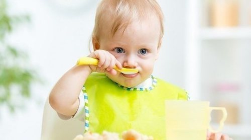 Cómo debe ser la dieta de un bebé de 11 meses