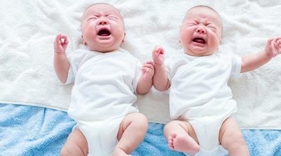 Hermanos gemelos, ¿llegan a la pubertad al mismo tiempo?