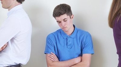 Cómo reconducir a un hijastro irrespetuoso