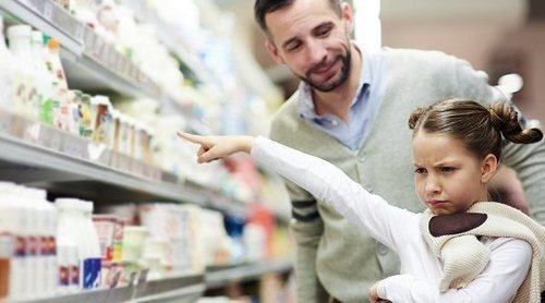 Cómo llevarse bien con una hijastra malcriada