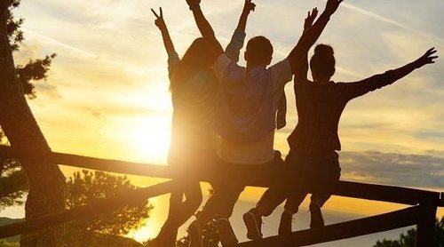 Cómo ayudar a los adolescentes a resolver problemas de amistad