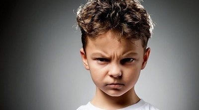 Cómo ayudar a los niños a controlar sus comportamientos negativos