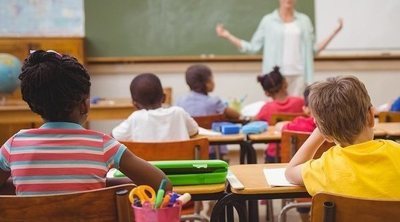 Cambiar a tu hijo de clase, ¿es buena idea?