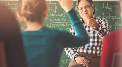 Cómo dirigirte a un maestro que menosprecia a tu hijo