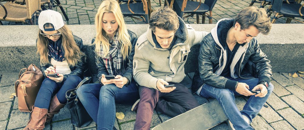 Adolescentes y sus problemas: sexualidad, tabaco, psicología