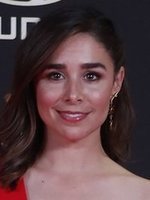 Candela Serrat Tifón