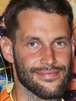 Simon Porte Jacquemus