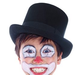 Maquillaje de payaso clásico para niños