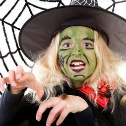 Maquillaje de Elphaba para Halloween