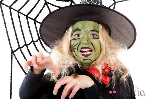 Maquillaje de Elphaba para Halloween