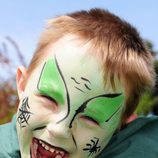 Maquillaje de duende verde de Halloween