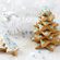 Galletas apiladas para crear un árbol de Navidad