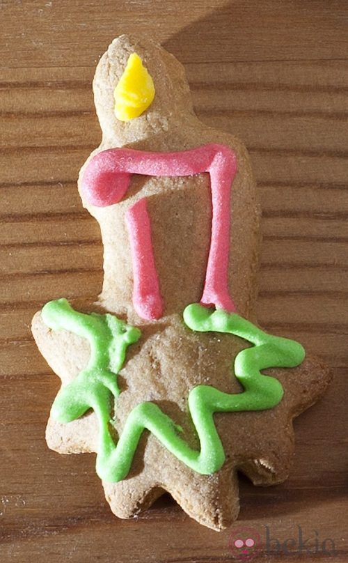 Galleta con forma de vela de Navidad