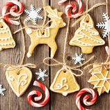 Galletas de Navidad para colgar en el árbol