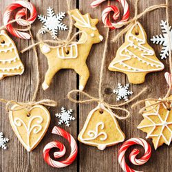 Galletas de Navidad para colgar en el árbol