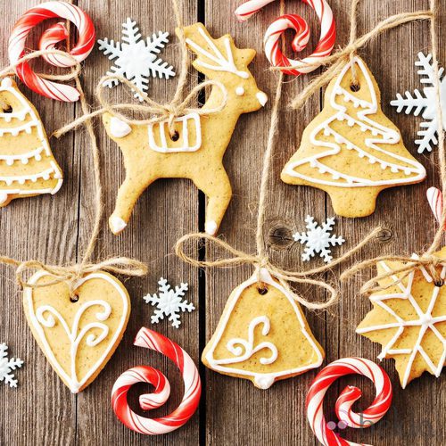 Galletas de Navidad para colgar en el árbol